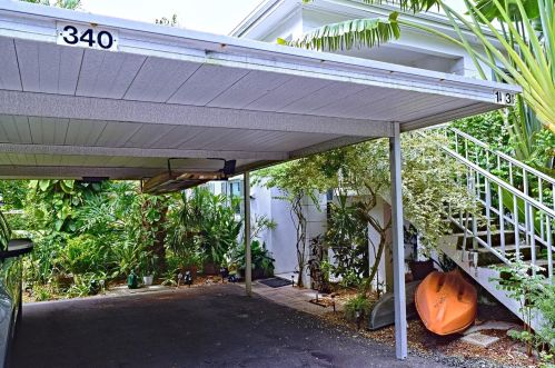 340 Pennsylvania Ave, Palm Harbor, FL 34683-5270
