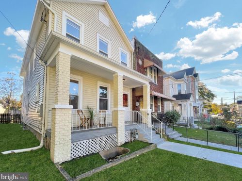 3210 Brothers Pl, Washington, DC 20032-1501