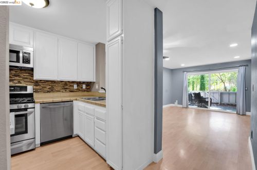 322 Mill Rd, Pacheco, CA 94553-4171