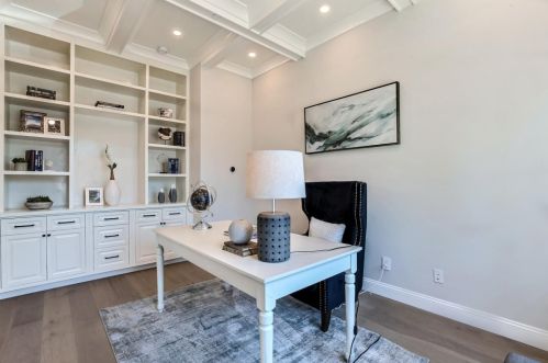 575 Beresford Ave, Redwood City CA  94061-4205 exterior