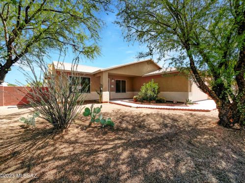 10195 Rainbow Meadow Dr, Tucson AZ  85747-5504 exterior
