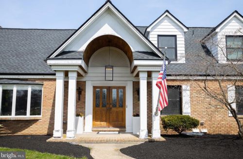 397 Palmer Rd, Bangor, PA 18013-9281