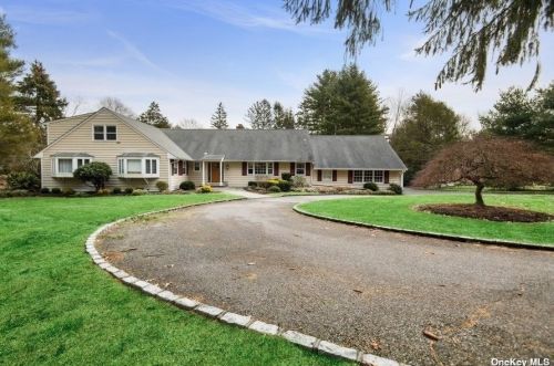 5 Glenby Ln, Muttontown, NY 11545-3209