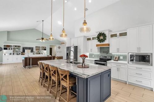 16340 11th St, Hollywood FL 33027-5115 exterior