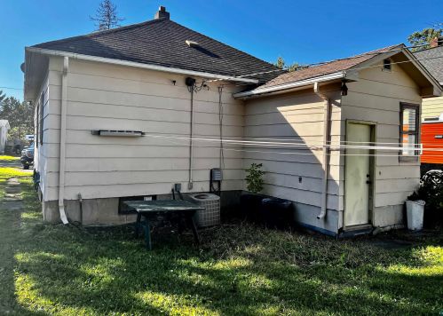 1923 27 St, Hibbing MN 55746-3425 exterior