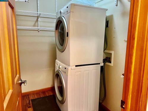 112 Alamo Sq, Alamo, CA 94507-1926