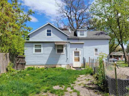 32 Butler St, Fond Du Lac, WI 54935-3941