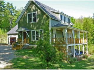 414 Bullock Dr, Brattleboro, VT 05301-8507