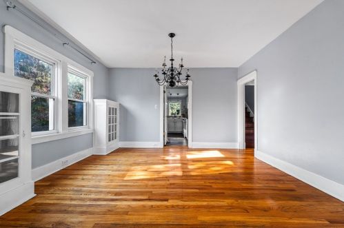 221 Cochran Rd, Pittsburgh PA  15228-1327 exterior