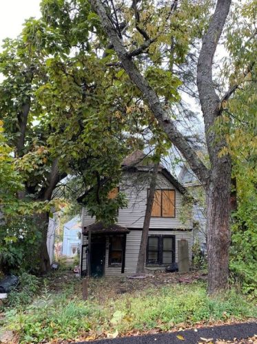 1933 Woodward Ave, Pittsburgh, PA 15226-1230
