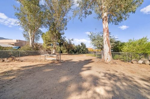 32861 Brechtel St, Lake Elsinore CA  92530-0420 exterior