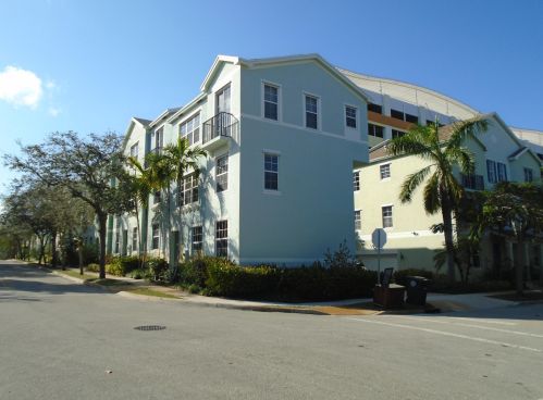 603 N St, West Palm Beach, FL 33401-6614