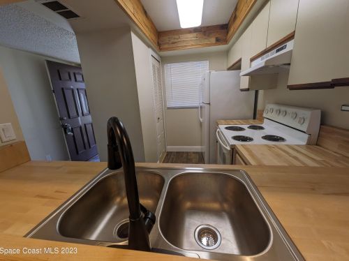 3072 Sir Hamilton Cir, Titusville FL  32780-4957 exterior