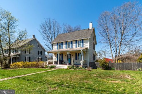 32 Dark Hollow Rd, Pipersville, PA 18947-9529