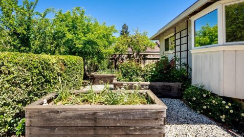 215 Simone Pl, Santa Rosa CA  95409-3736 exterior
