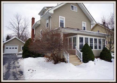 36 Lombardy St, Cheektowaga, NY 14086-2613