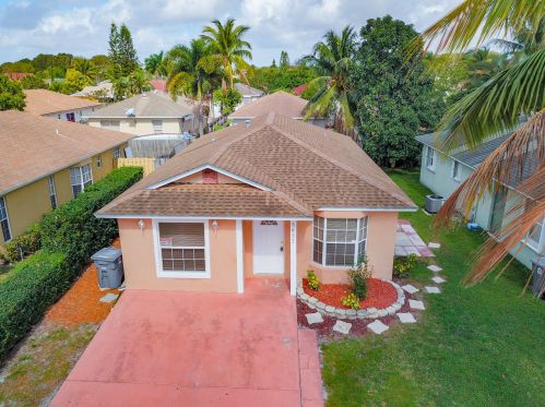 5657 Boynton Cove Way, Boynton Beach, FL 33437-2641