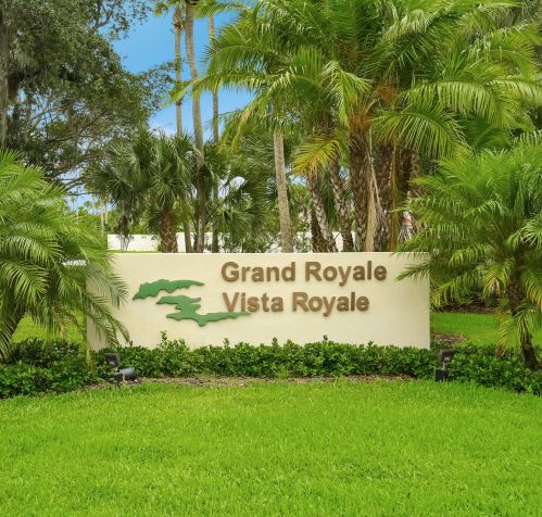 68 Royal Oak Ct, Vero Beach FL  32962-3731 exterior