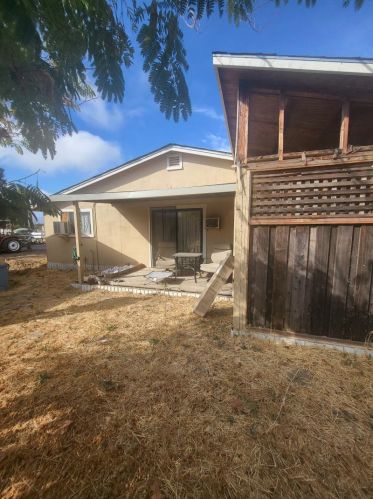 391 Magladry Rd, Hollister, CA 95023-9325