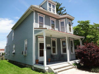 33 Penn Ave, Lebanon, PA 17042-3226