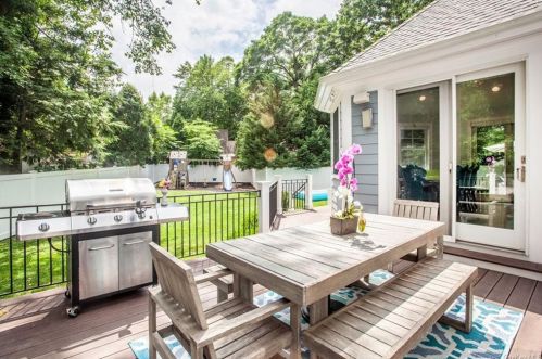 101 Montgomery Cir, New Rochelle NY  10804-4414 exterior