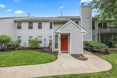 388 Hampton Pl, Morganville, NJ 07751-1733