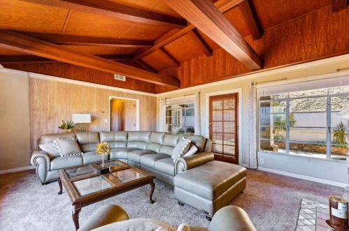 1136 Avocado Crst Rd, La Habra CA 90631-8108 exterior