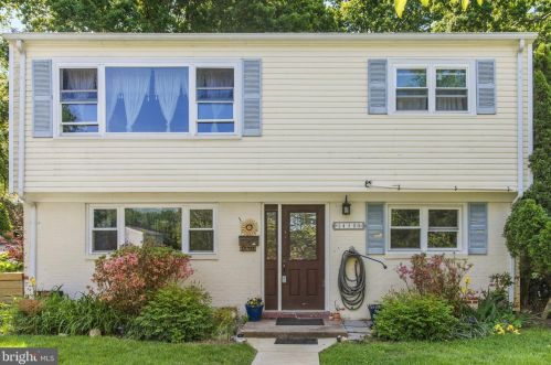 14300 Bowman Ct, Woodbridge, VA 22193-1530