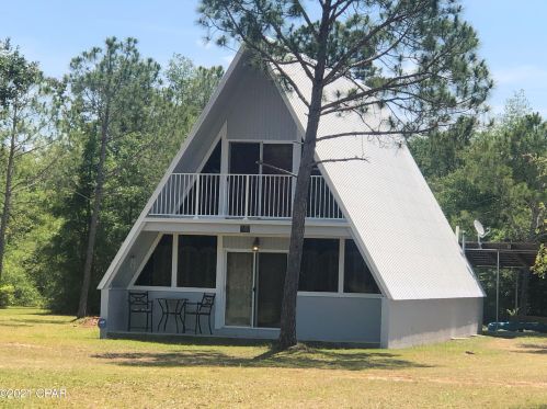 840 Country Acres Rd, Alford, FL 32420-6960