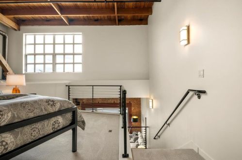 536 Manzana Pl, San Jose CA  95112-7812 exterior