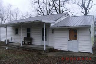203 Main St, Gentryville, IN 47537-9505