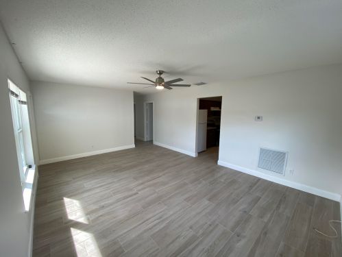 926 11th Ter, Delray Beach, FL 33444-7737