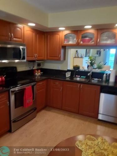 1400 137th Ave, Hollywood FL  33027-3514 exterior