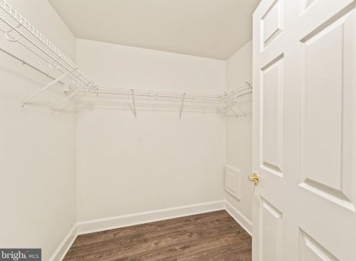 43530 Butler Pl, Leesburg VA 20176-7428 exterior