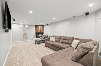 207 Fellows Ave, West Jefferson OH  43162-1474 exterior