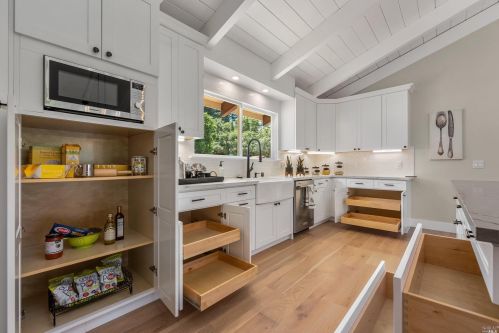 5305 Carriage Ln, Santa Rosa CA  95403-1367 exterior