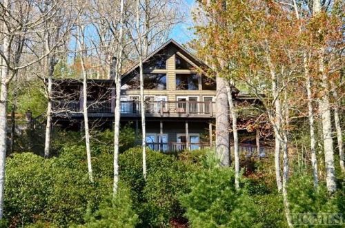 64 Levi Rd, Glenville, NC 28736-6554