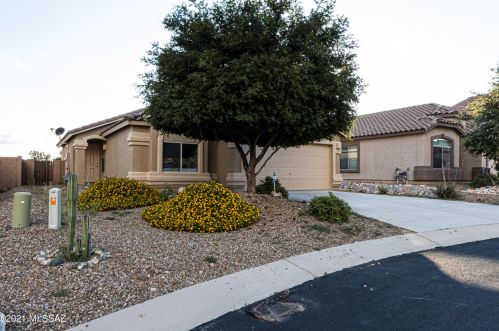 39084 Winners Cir, Tucson, AZ 85739-5932