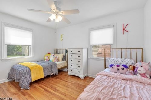 2 Lenhome Dr, Cranford NJ 07016-2954 exterior