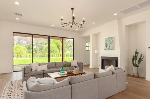 4554 Mcdonald Dr, Scottsdale AZ 85253-5328 exterior