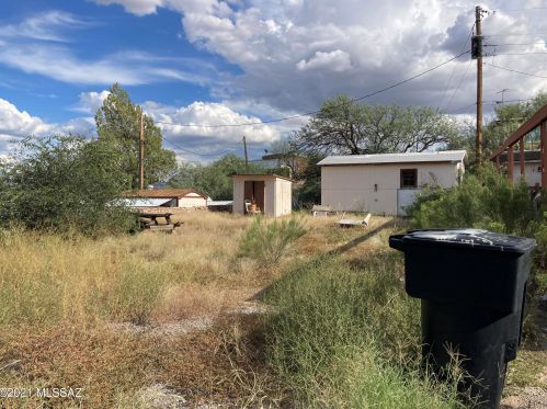 490 Hillcrest Dr, Mescal, AZ 85602-6912