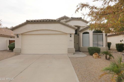 11217 Edgemont Ave, Avondale AZ  85392-5872 exterior