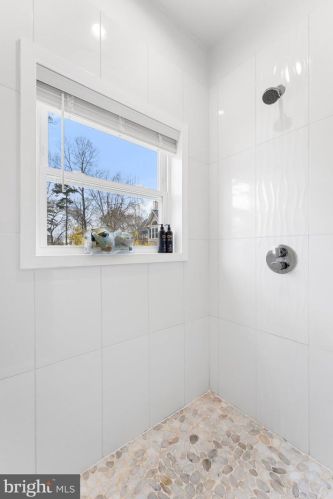 24234 Lands End Dr, Madison Mills VA  22960-3543 exterior