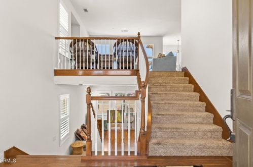 871 Coronado Cir, Santa Paula CA  93060-1666 exterior