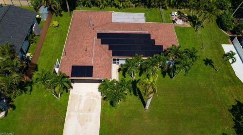 113 41 St, Cape Coral FL  33904-5127 exterior