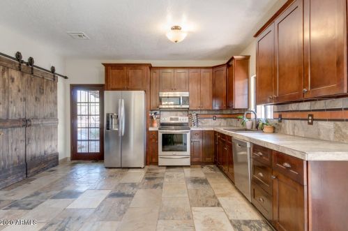 30448 65th St, Cave Creek, AZ 85331-6182