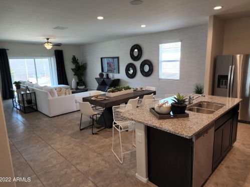 18761 Jefferson St, Buckeye, AZ 85326-6029
