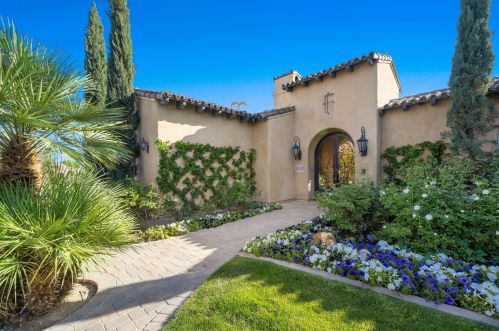 55335 Royal St George, La Quinta CA  92253-8729 exterior