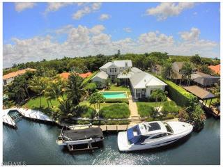 1890 8th St, Naples FL  34120-3461 exterior