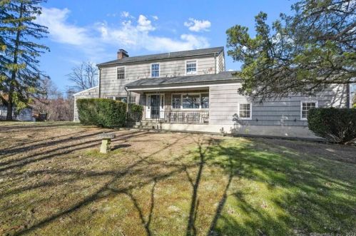 26 Garibaldi Ln, New Canaan, CT 06840-4222